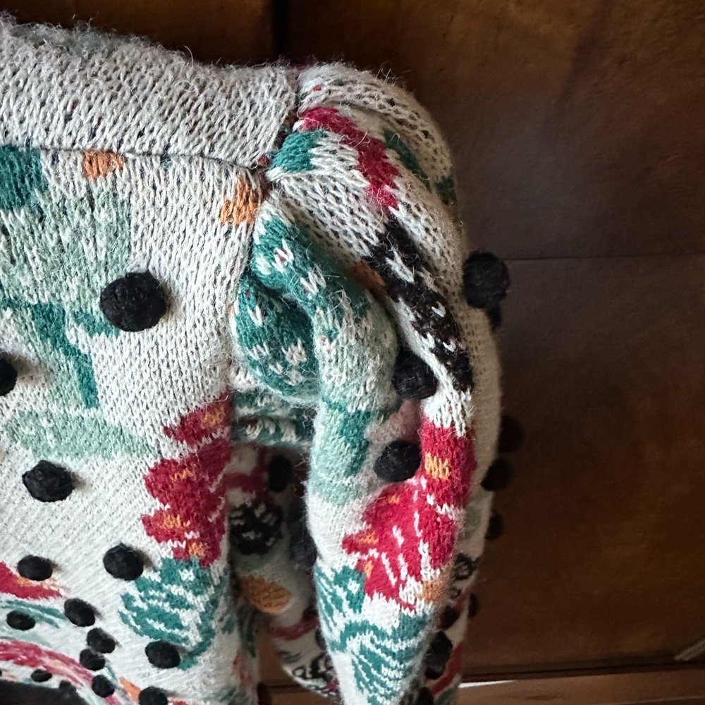 Farm Rio Sweater in mint condition. - Picture 8 of 8